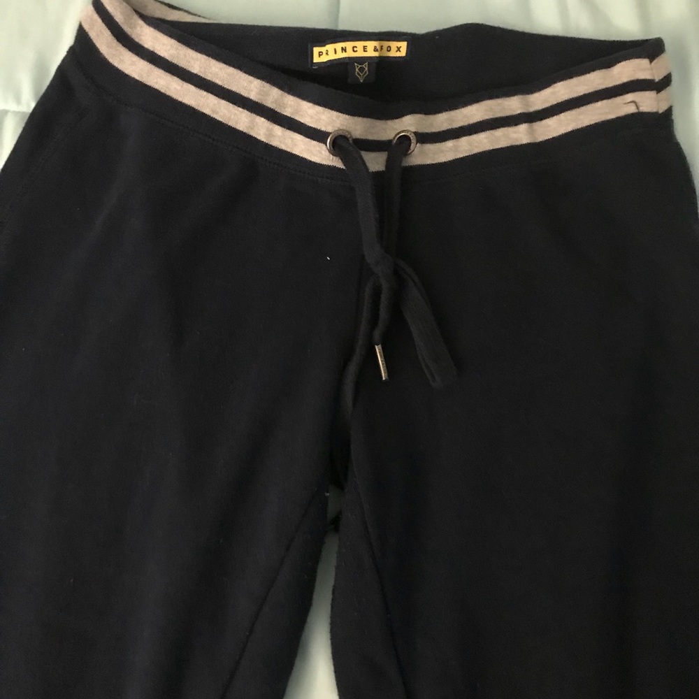 Navy blue sweats 💓